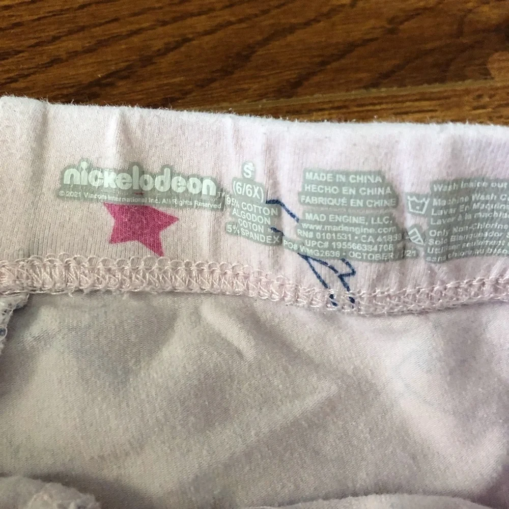 Nickelodeon bike shorts in size S (6/6x)